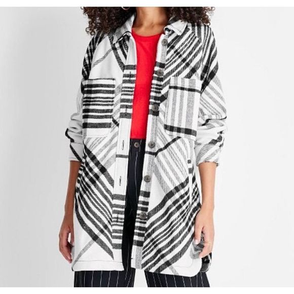 Future Collective B&W Shirred Plaid Flannel Shacket L - Picture 4 of 6